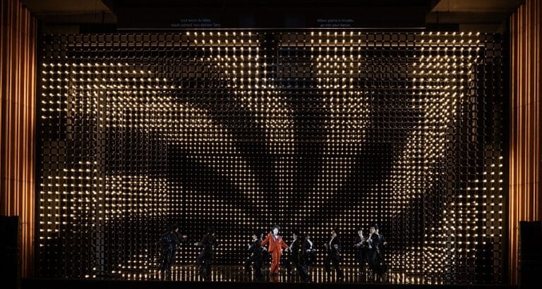 Bühnenbild vom Musical Chicago (Komische Oper Berlin) mit 7000 Stück 24V Leuchtmittel (LED Glühbirne)